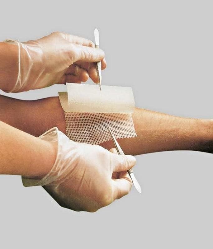 BACTIGRAS antiseptic paraffin gauze 10x10 cm UK