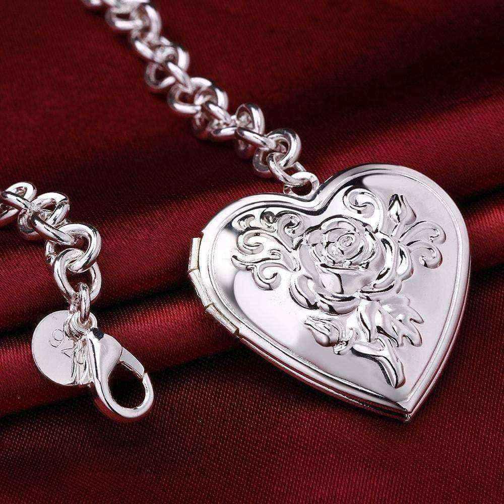 Hakbaho Jewelry Sterling Silver Ingrain Heart Emblem Bracelet UK