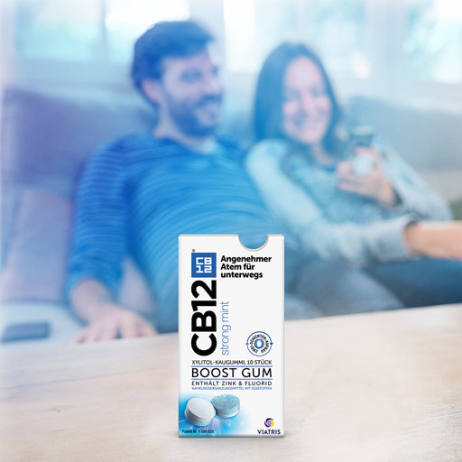 CB12 boost strong mint chewing gum