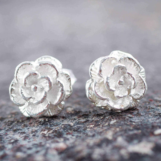 Handcrafted Silver 'Precious Gardenia' Earrings (Peru) UK