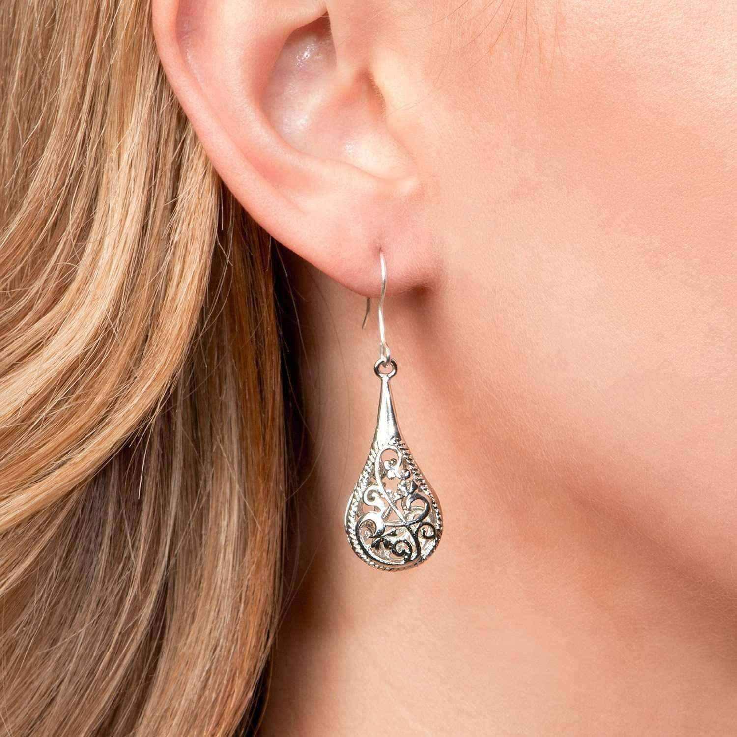 Handmade 1-inch Silver Filigree Raindrop Earrings (China) UK
