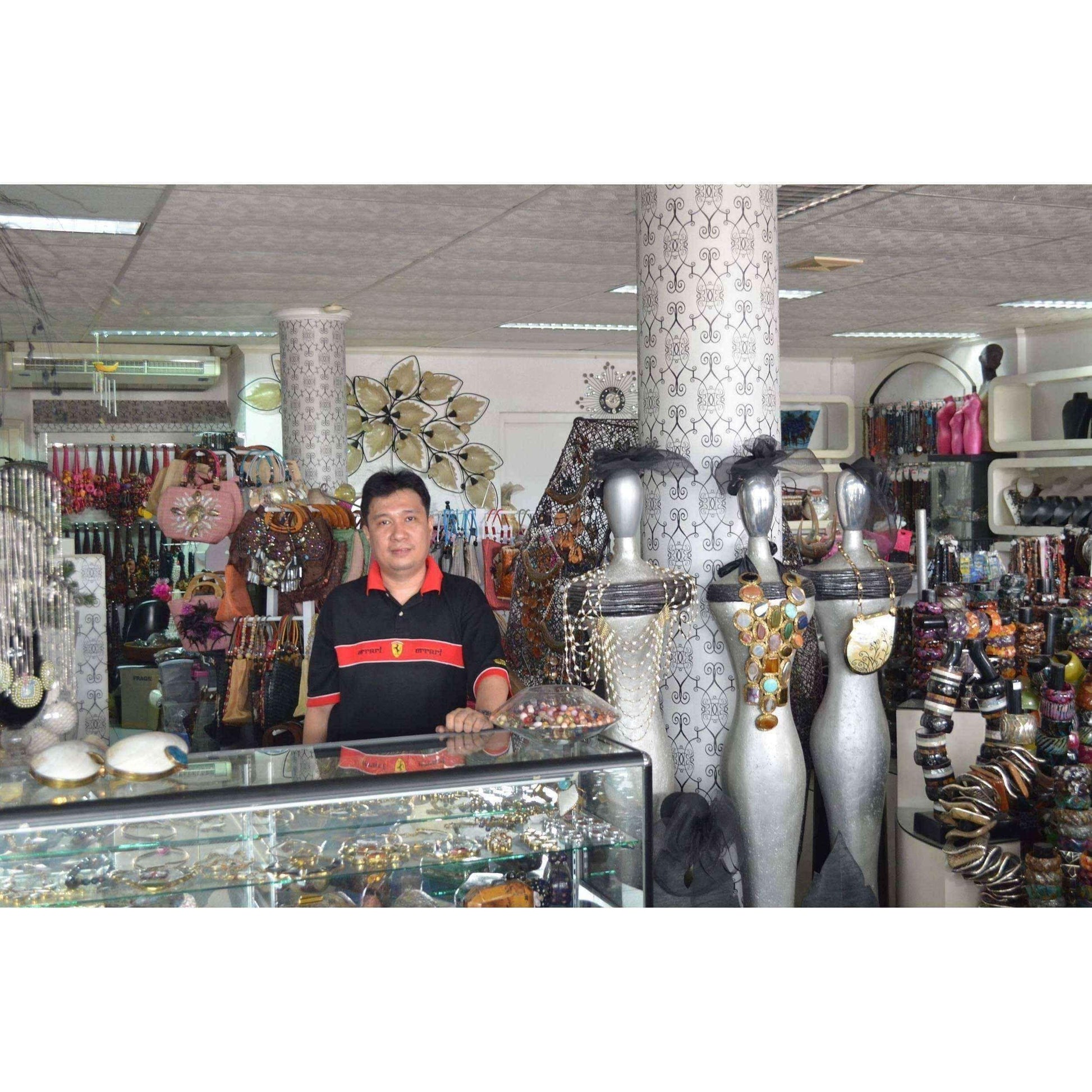 Handmade Round 13mm Peace Sign 'No War' .925 Silver Dangle Earrings (Thailand) UK