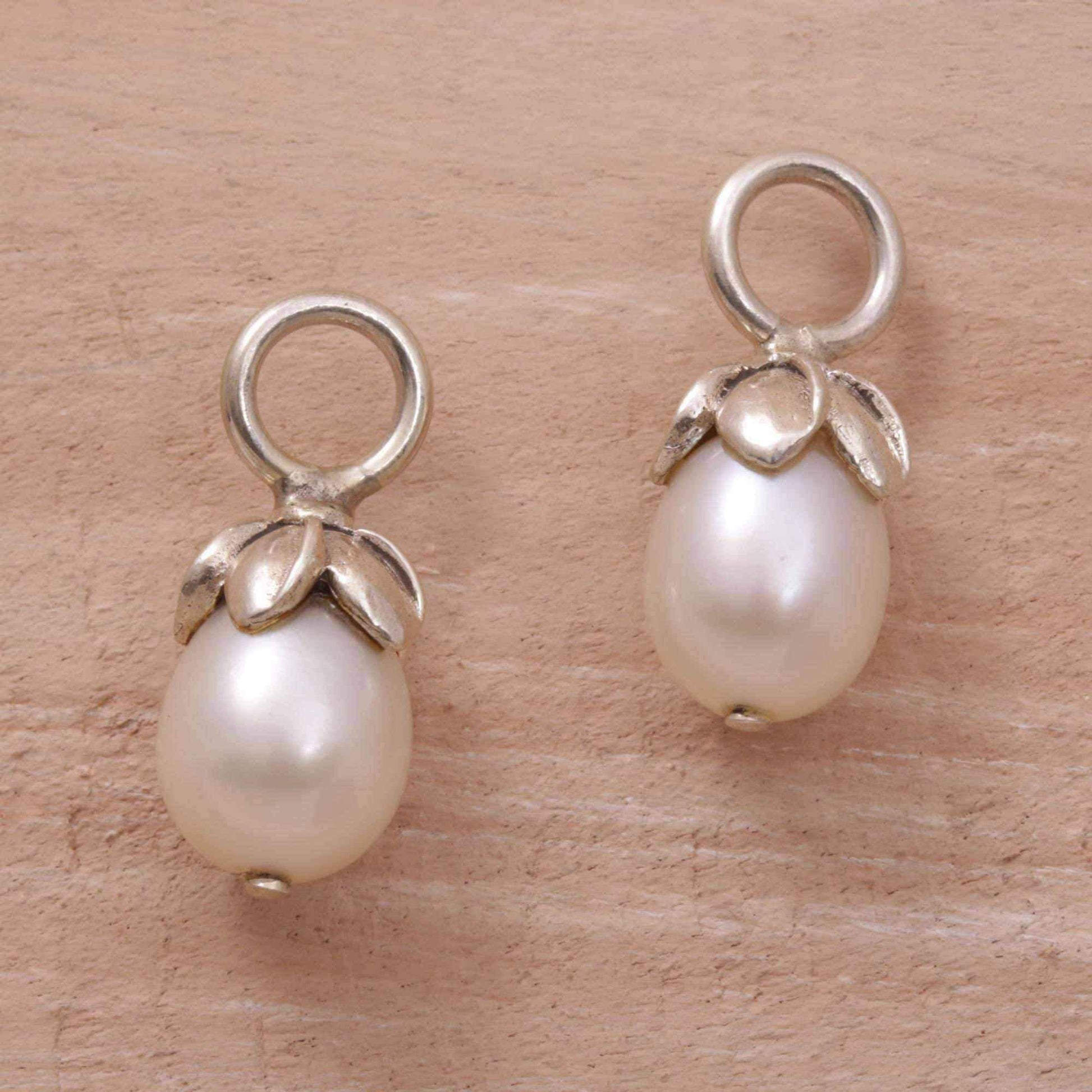 Handmade Sterling Silver 'Budding Purity' Cultured Pearls Earring Charms (7 mm) (Indonesia) UK