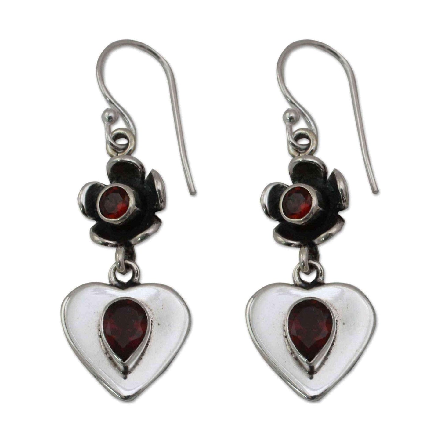 Handmade Sterling Silver 'Love's Bouquet' Garnet Earrings (India) UK