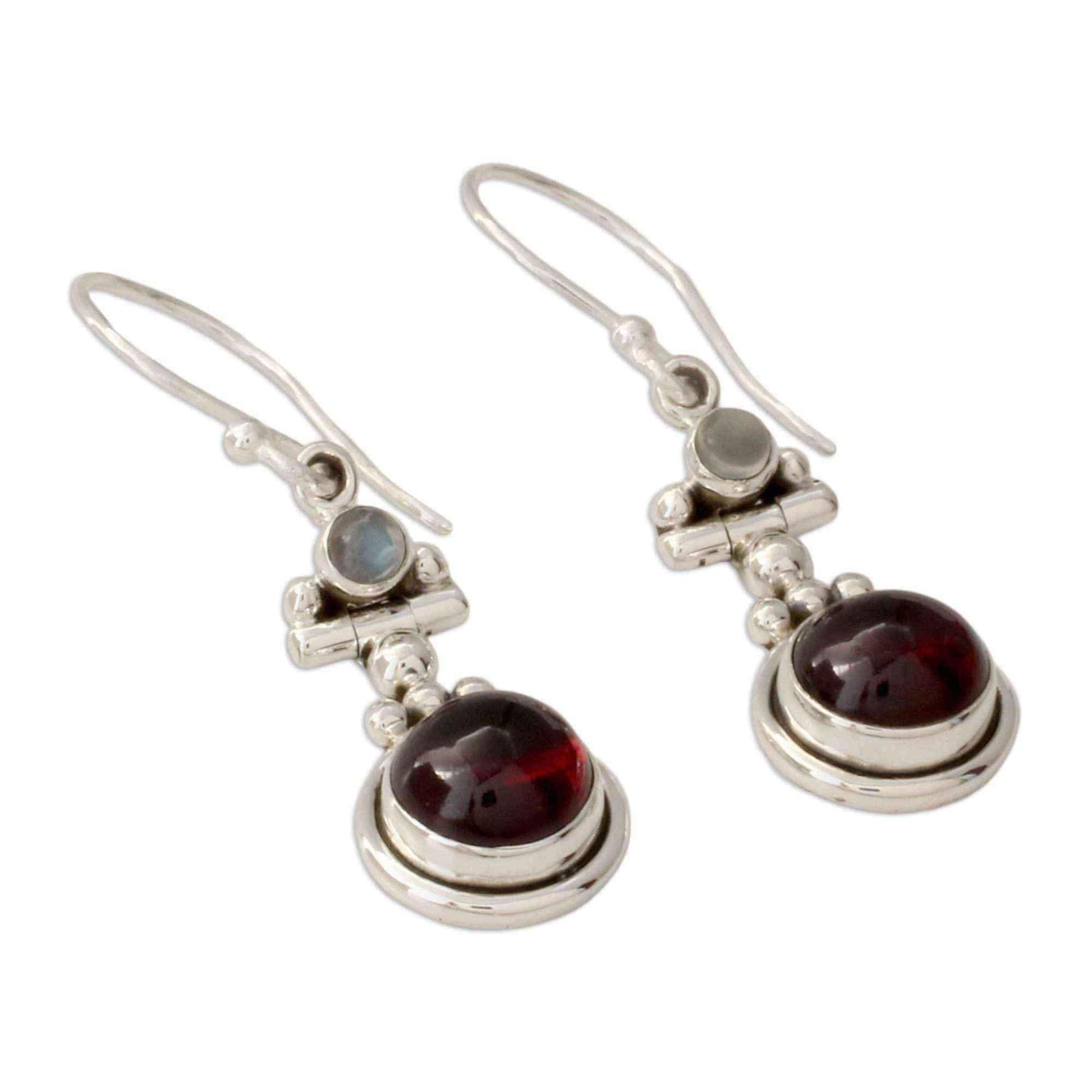 Handmade Sterling Silver 'Misty Moon' Garnet Moonstone Earrings (India) UK