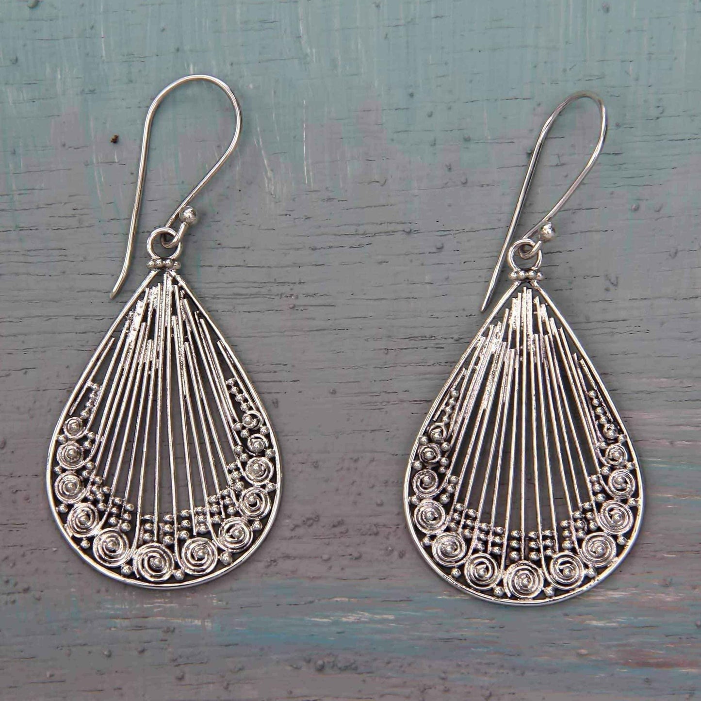 Handmade Sterling Silver 'Peacock Feather' Earrings (Indonesia) UK