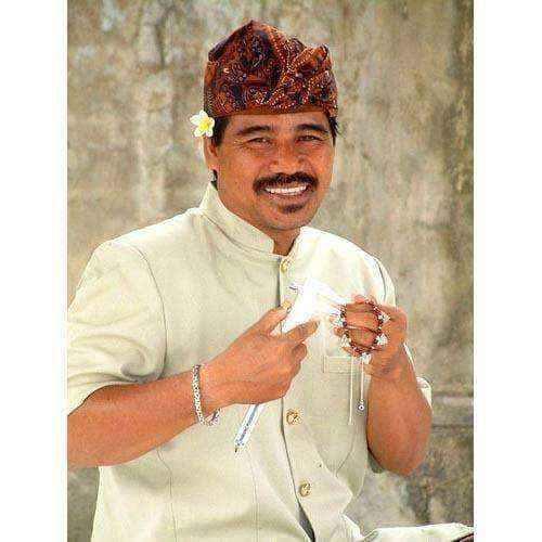 Handmade Sterling Silver 'Winter Halo' Amethyst Earrings (Indonesia) UK