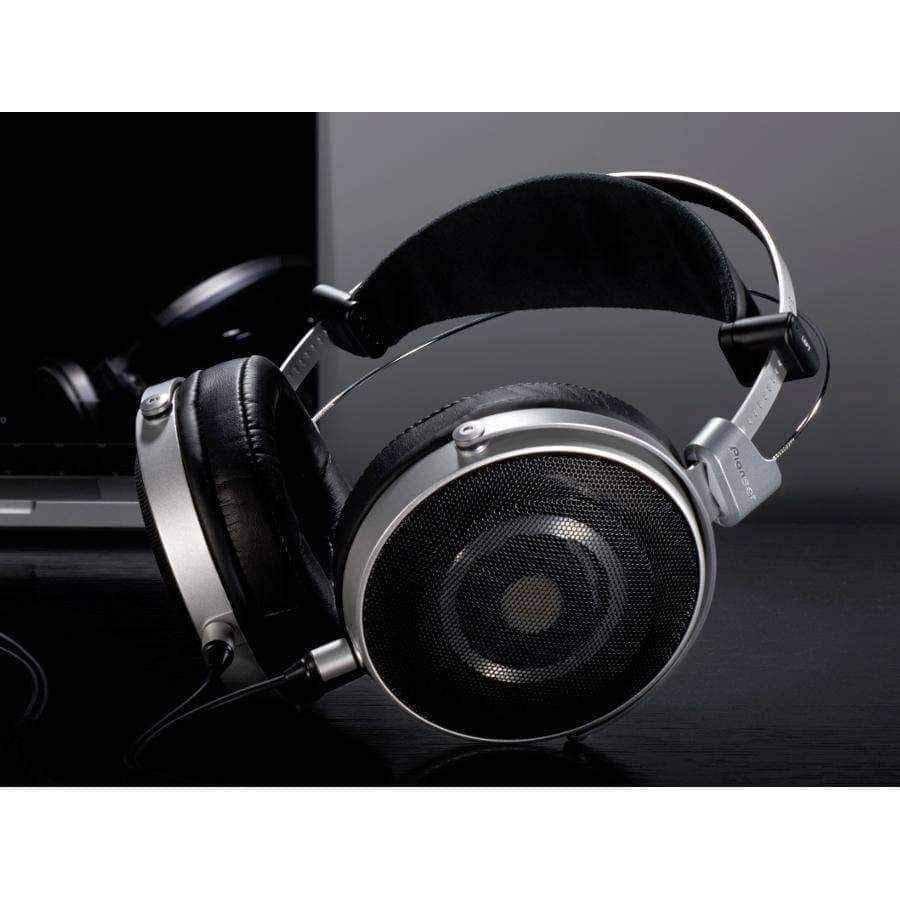 Pioneer SE-MASTER1 Wired Headphones UK